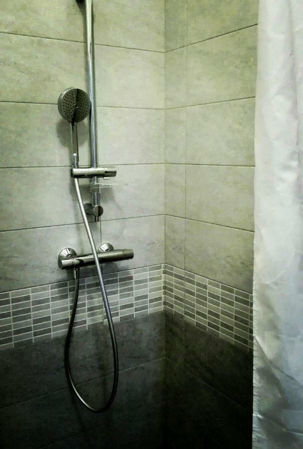 Hotel Tra Menta E Meliga Carignano  Habitación foto